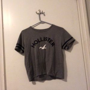 Hollister tee